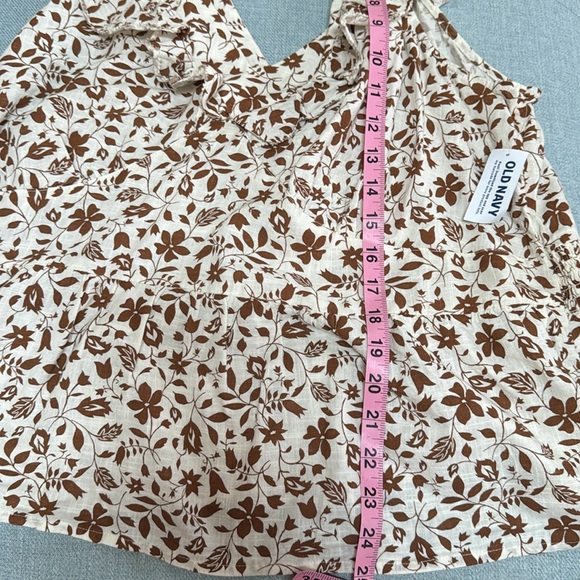 Floral Ruffle Sleeve Top - Picture 7 of 7